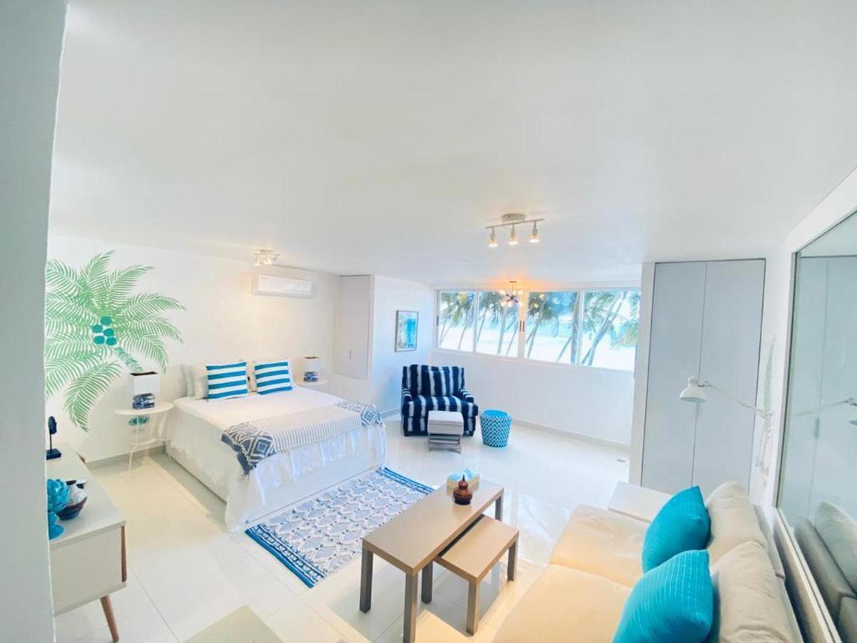 Kasa Las Palmas Ocean View Beachfront Condo Pool Сан Хуан Екстериор снимка